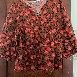 Quarter sleeve corduroy top